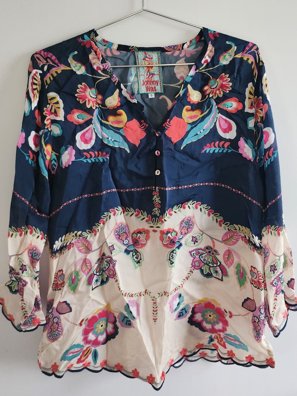 Johnny Was Blouse Womens Small Navy Floral Embroidered V-Neck Flowy Luxury